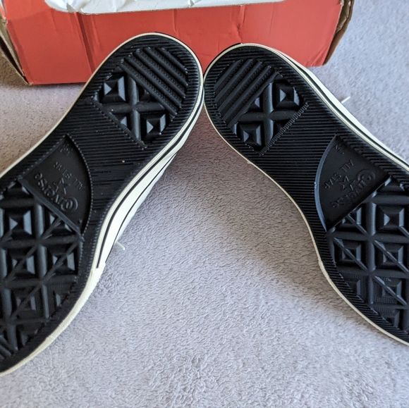 Pattern Block Converse - Picture 10 of 11